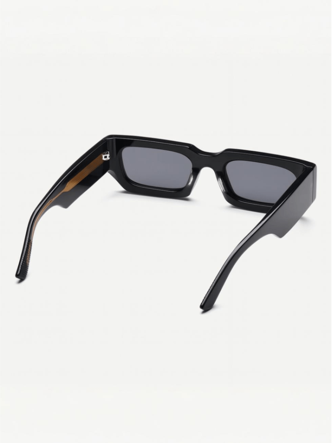 VOLT - Black Polarised Sunglasses - Nuree World